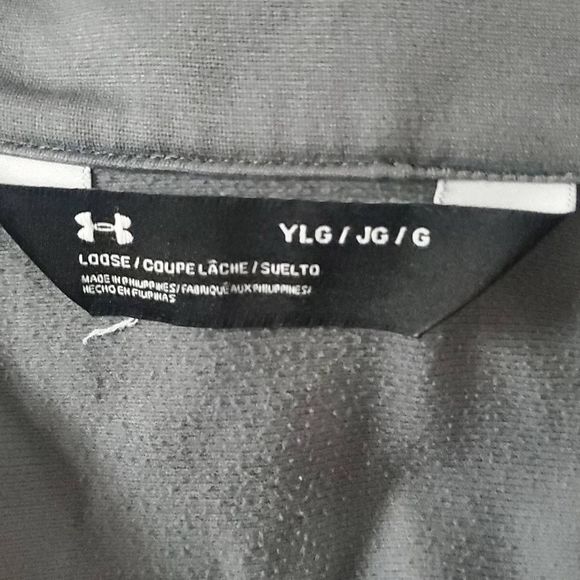 UNDERARMOUR ZIP UP HOODIE - Picture 3 of 6